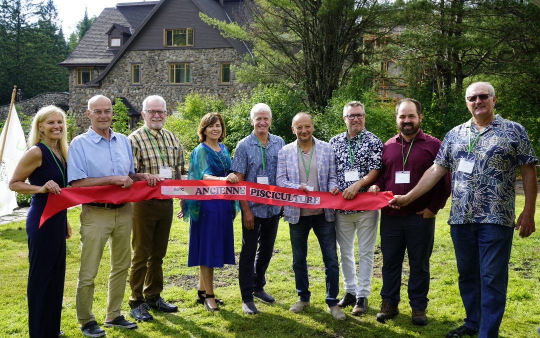 COMMUNIQUÉ – L’Ancienne pisciculture, site public de la MRC des Laurentides, et son partenaire privé EAK Sentiers des cimes Laurentides procèdent conjointement à leur inauguration