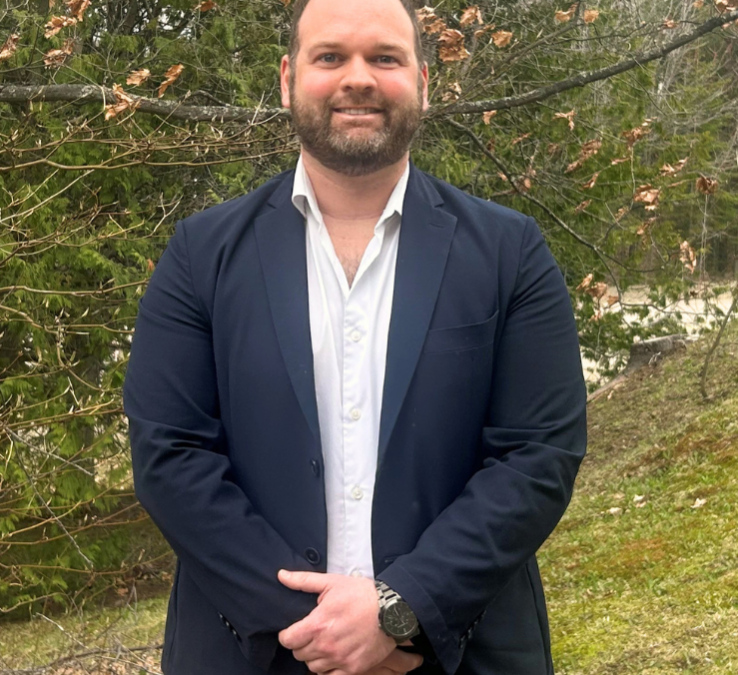 COMMUNIQUÉ – La MRC des Laurentides annonce la nomination de Simon Grenier à titre de directeur général adjoint